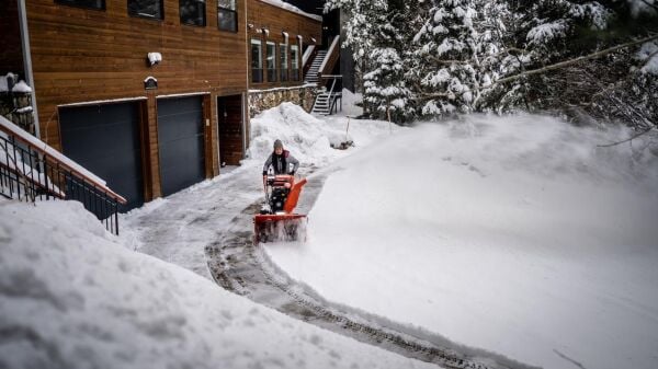 Ariens ST28DLE PRO HYDRO 14 Hp Marşlı Kar Küreme Makinesi