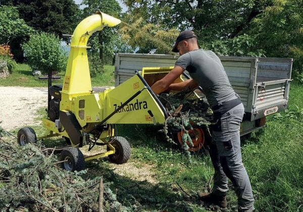 Agrinova ZA350-B2-AS ZAKANDRA Benzinli Dal Öğütme Makinesi