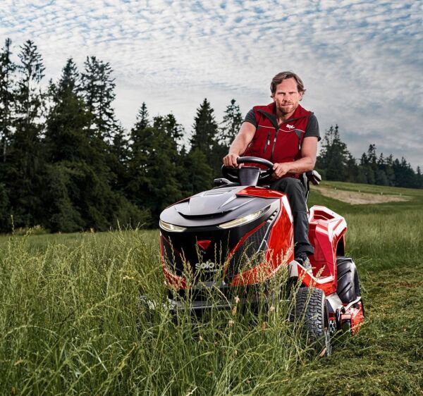 Al-Ko T22-110.4 HDH-A V2 Çim Biçme Traktörü