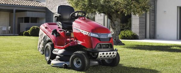 Honda HF 2625 HMEH Çim Biçme Traktörü