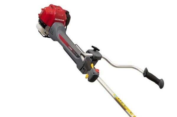 Honda UMK 450E-UEET 2 Hp Benzinli Yan Tırpan