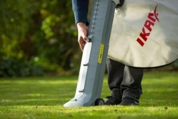 Ikra IBV 2800 E Elektrikli Yaprak Üfleme ve Toplama Makinesi