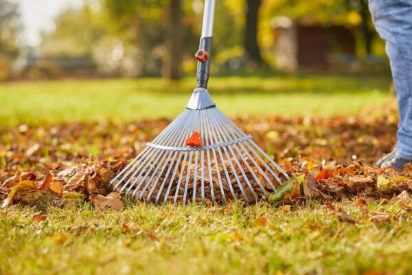 Gardena 3103-20 Ayarlanabilir Çim ve Yaprak Tırmığı