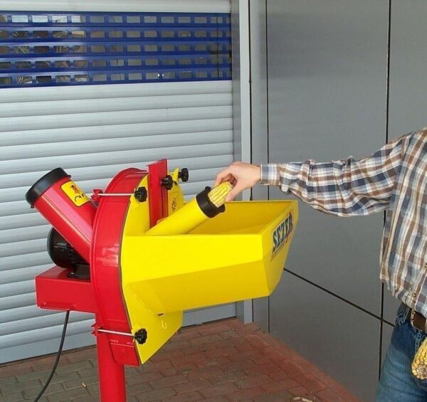 Sezer YKM1 Benzinli Yem Kırma Makinesi