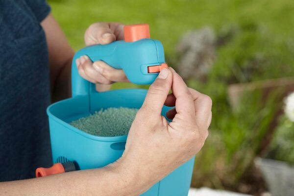 Gardena 431 M Gübre ve Tohum Serpme Makinesi