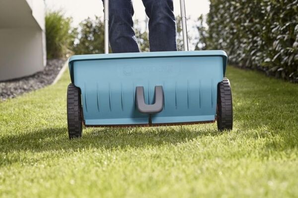 Gardena 432 L Gübre ve Tohum Serpme Makinesi