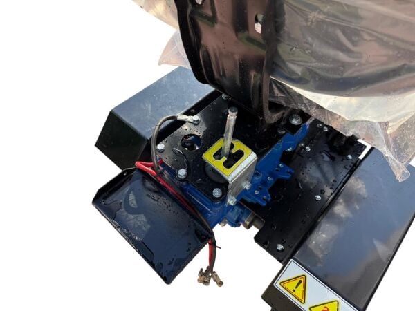 Yavuz Y600SX 188FE 12 Hp Dizel Marşlı 4x4 Mini Traktör