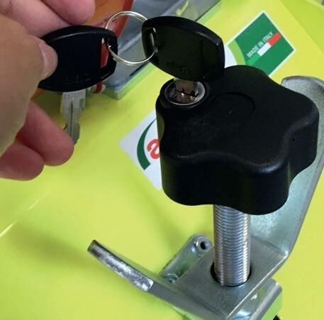 Agrinova JU603B2-RM Benzinli Çim Havalandırma Makinesi