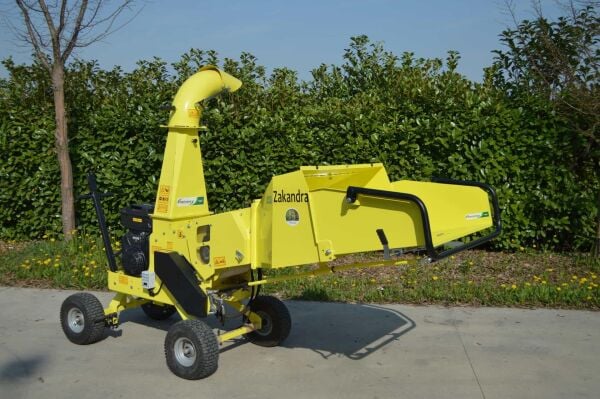 Agrinova ZA350-B2-AS ZAKANDRA Benzinli Dal Öğütme Makinesi