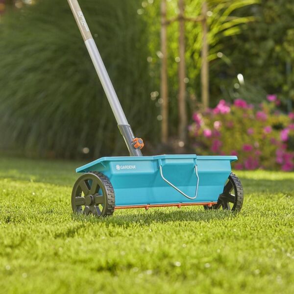 Gardena 420 Gübre ve Tohum Serpme Makinesi + 3725 Combisystem Sap 150 cm