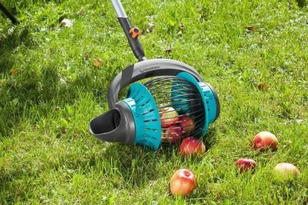 Gardena 3108 Meyve Toplayıcı + 3723 Combisystem 130cm Ahşap Sap