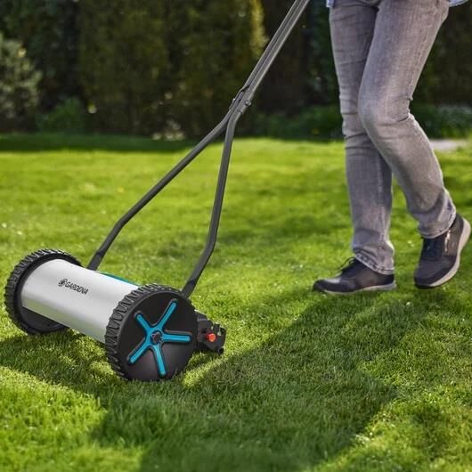 Gardena 11750-20 Manuel Çim Biçme Makinesi Comfort 330