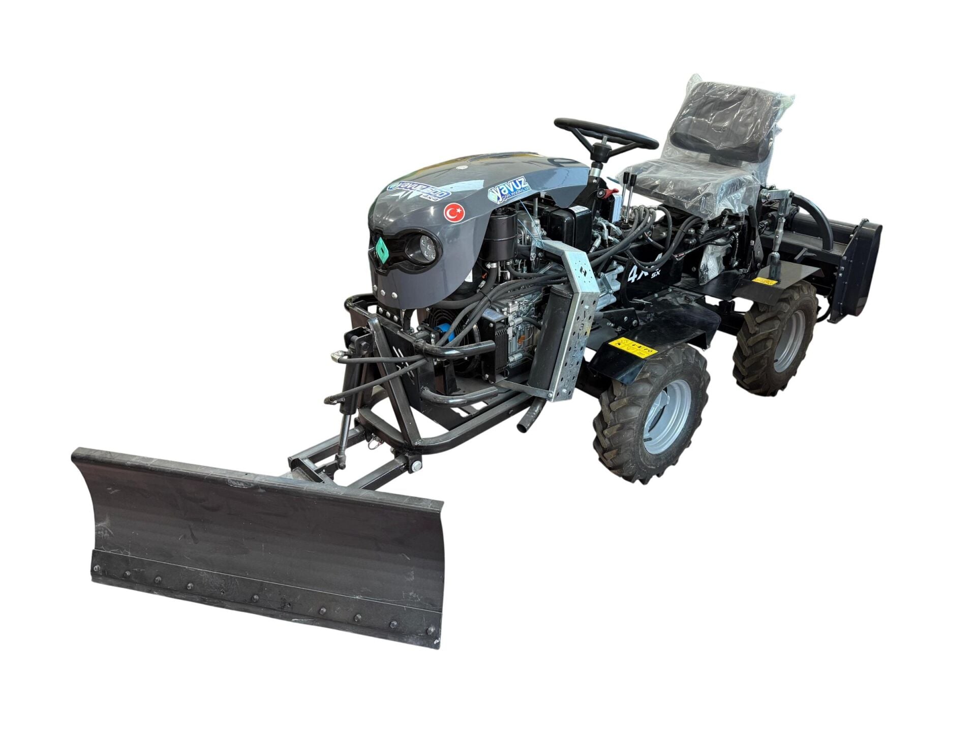 Yavuz Y600SX MAX 295FE 25 Hp Dizel Marşlı 4x4 Küreyicili Mini Traktör