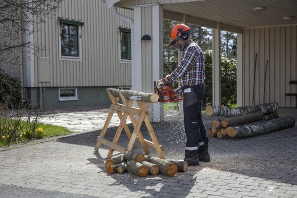 Husqvarna 120 Mark II 1.9 Hp Benzinli Ağaç Kesme Makinesi