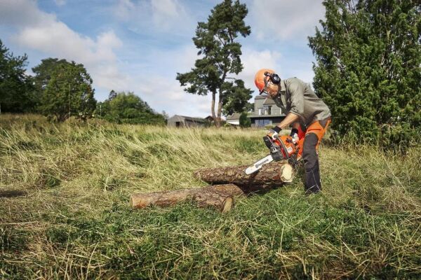 Husqvarna 445 2.8 Hp Benzinli Ağaç Kesme Makinesi