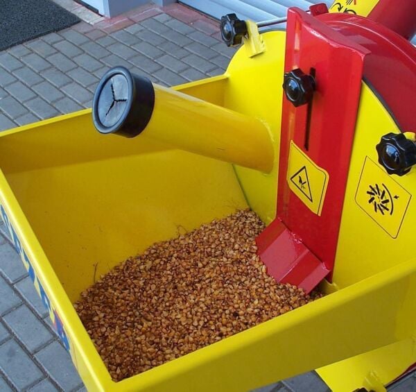 Sezer YKM1 220V Yem Kırma Makinesi