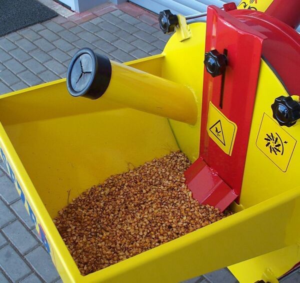 Sezer YKM1 220V Yem Kırma Makinesi